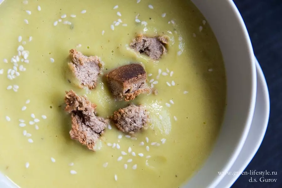 Суп-крем из салата романо и горошка, пошаговый рецепт с фото