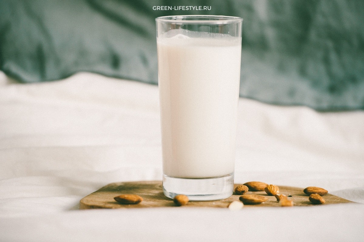 Рецепт домашнего миндального молока