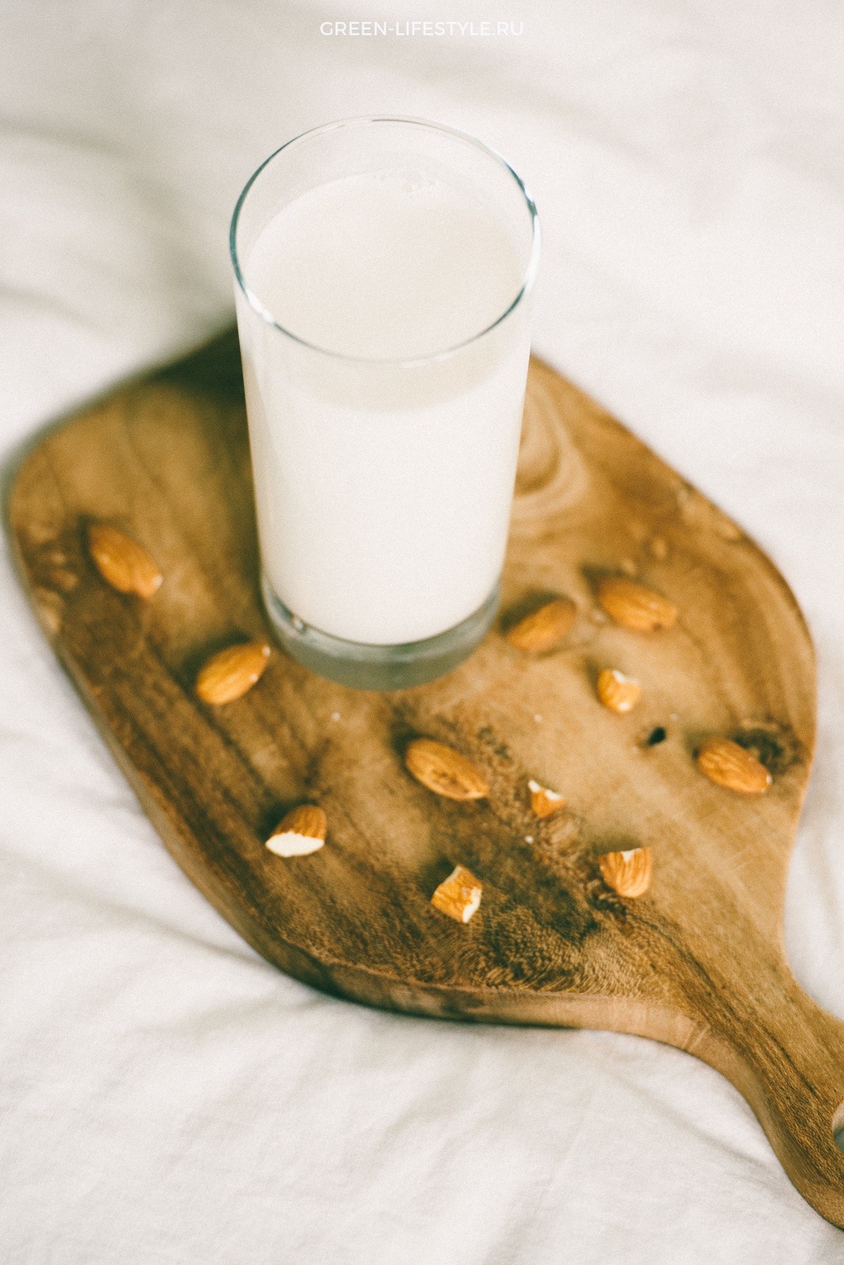 Рецепт домашнего миндального молока